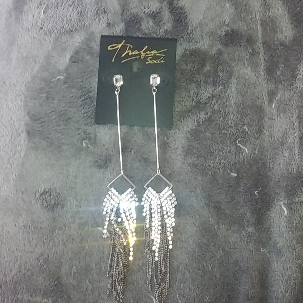 Thalia Sodi Earrings 20$
